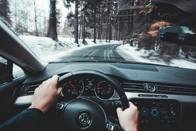 Hoe je jouw auto klaarmaakt voor de zomer